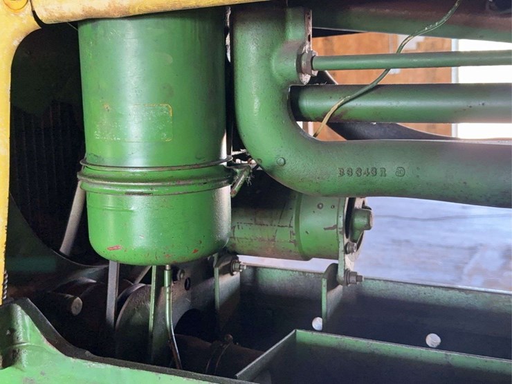 john-deere-530-image-31