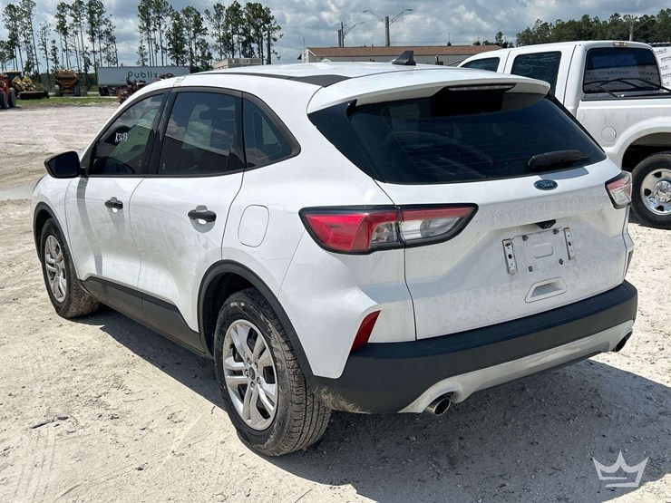 2020-ford-escape-image-4