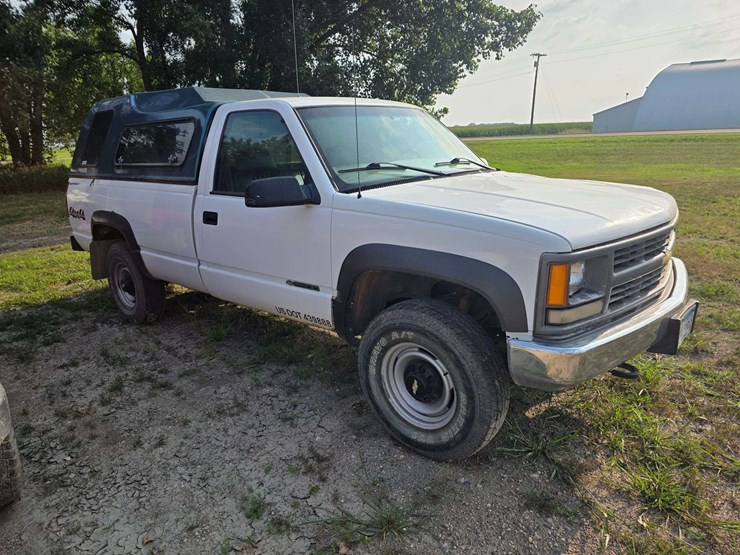 1999-chevrolet-silverado-2500-image-7