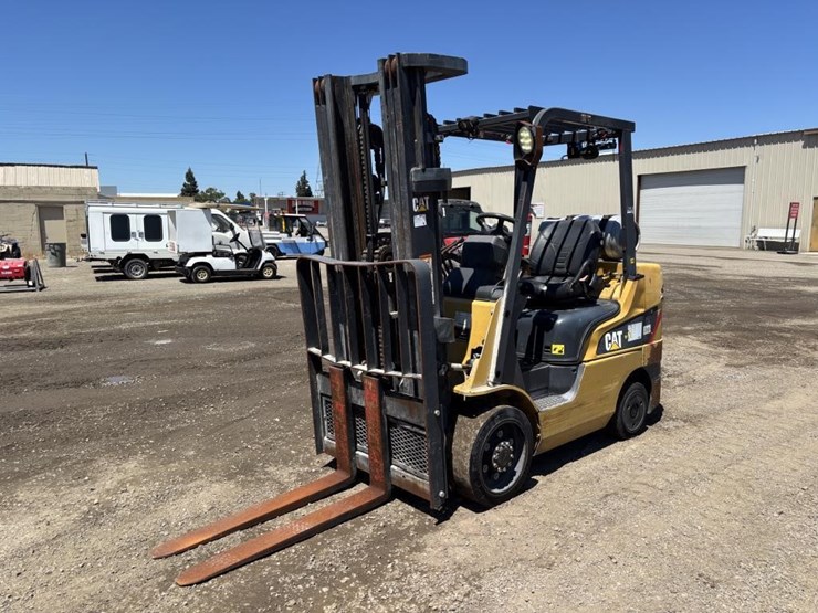 2016-caterpillar-2c6000-image-1
