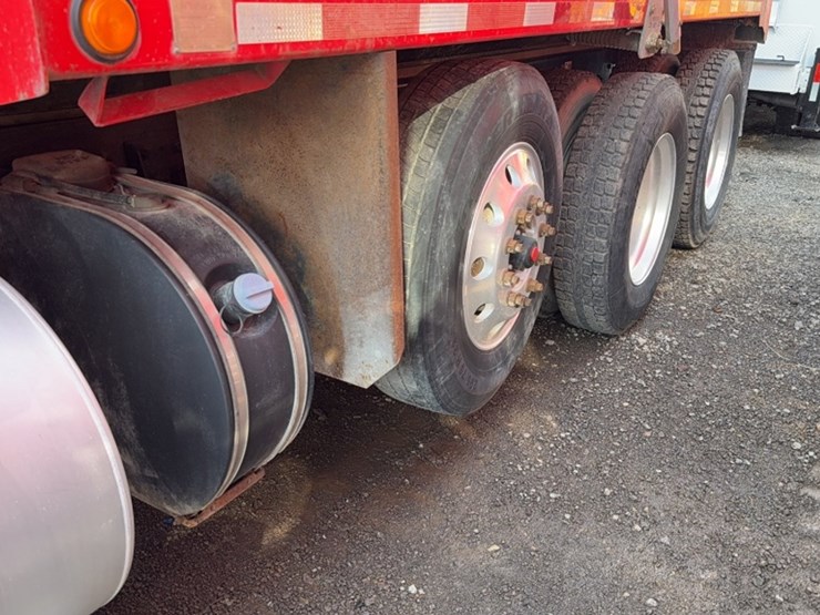 2016-kenworth-t880-image-14