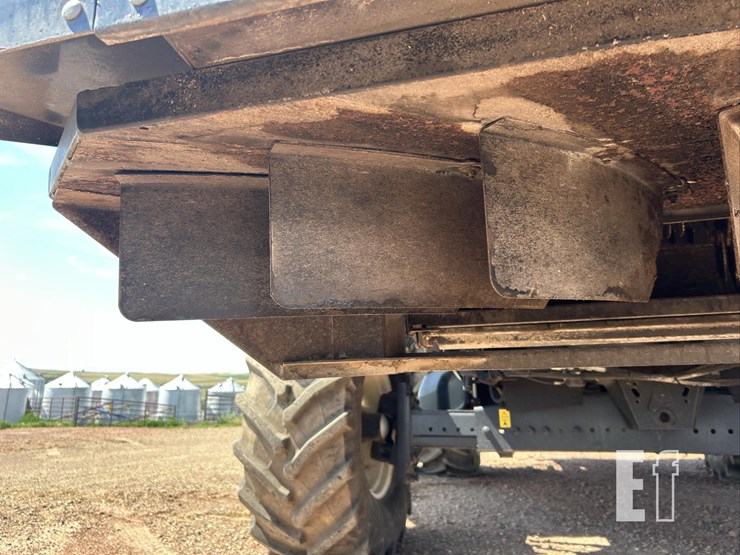2013-new-holland-cx8080-image-31