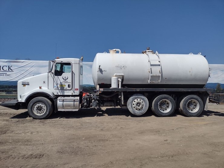 kenworth-t800-image-1