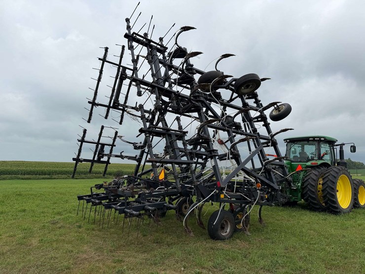 flexi-coil-model-340-41’-chisel-plow,-set-up-for-anhydrous-currently,-3-bar-coil-tine-harrow,-hydrau-image-3