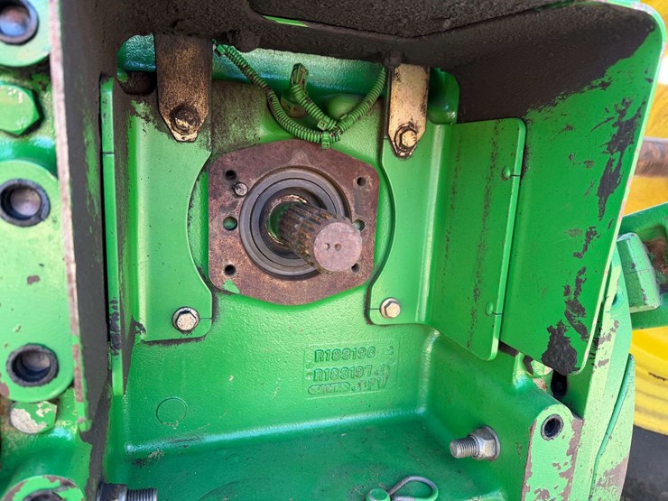 2005-john-deere-7820-image-28