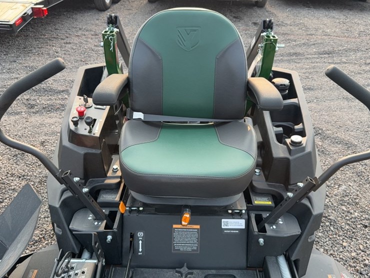 #3097-•-yakta-yxr-320-zero-turn-mower-image-6