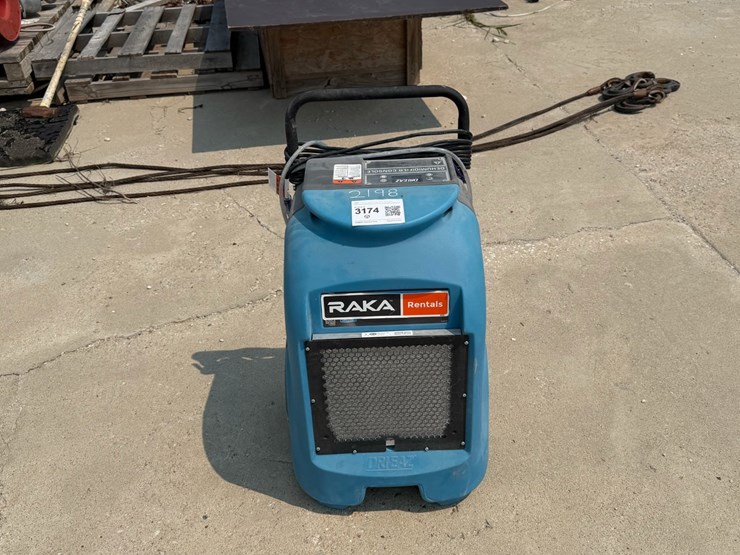 2023-dri-eaz-1200-standard-dehumidifier-18-gal-per-day-image-2