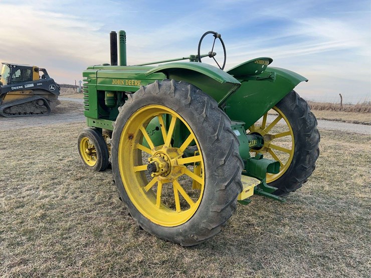 john-deere-model-a-image-3
