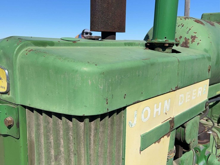 john-deere-720-image-12