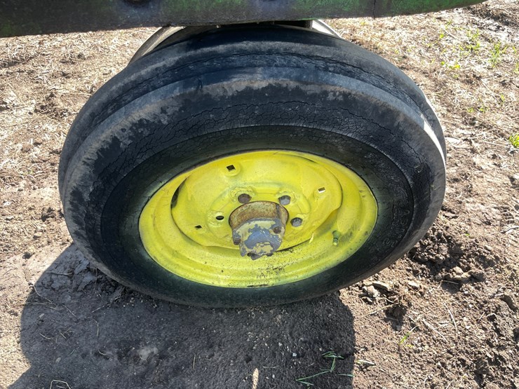 john-deere-4020-image-11