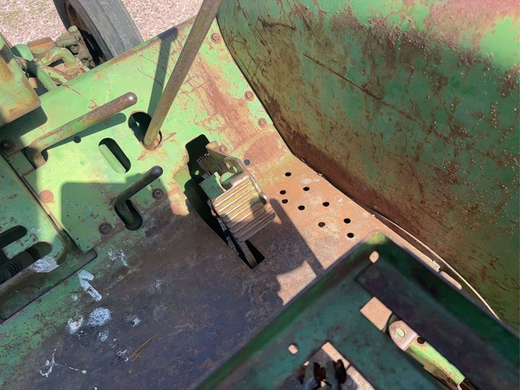 john-deere-70-image-85