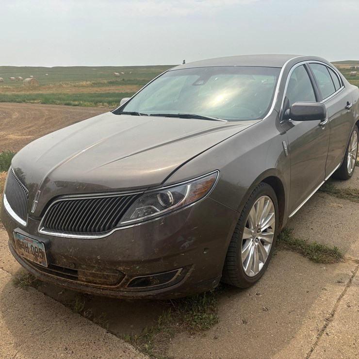 2015 Lincoln MKS Sedan