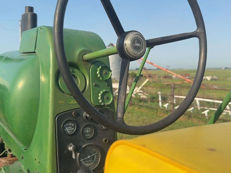 john-deere-620-image-40