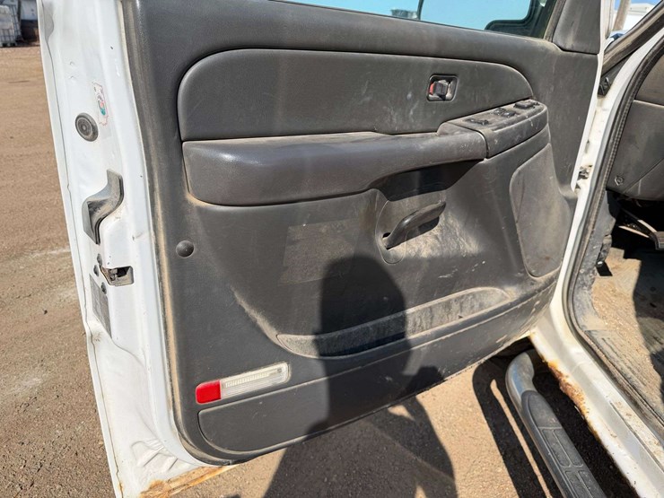 2006-chevrolet-1500-image-29