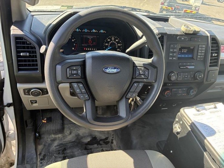 2015-ford-f150-image-12