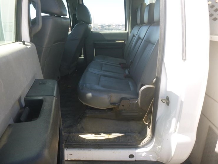 2015-ford-f550-image-10