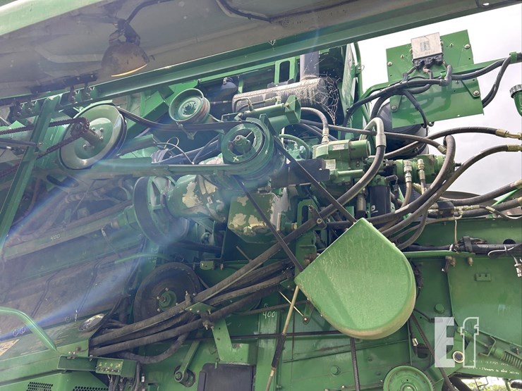 2007-john-deere-9760-sts-image-44