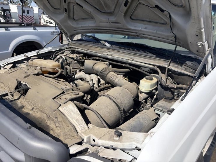 2004-ford-f350-xl-image-7