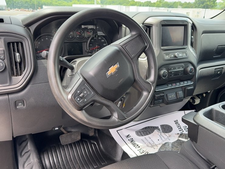 2021-chevrolet-1500-image-19