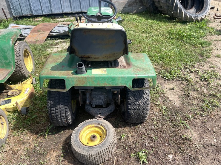 john-deere-318-image-6