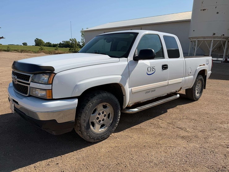 2006-chevrolet-1500-image-37