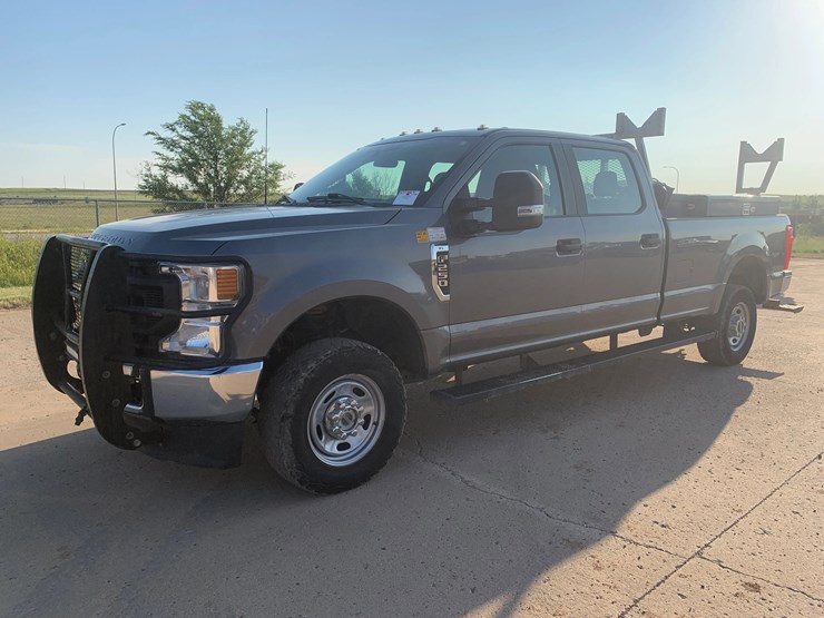 2022-ford-f250-image-2