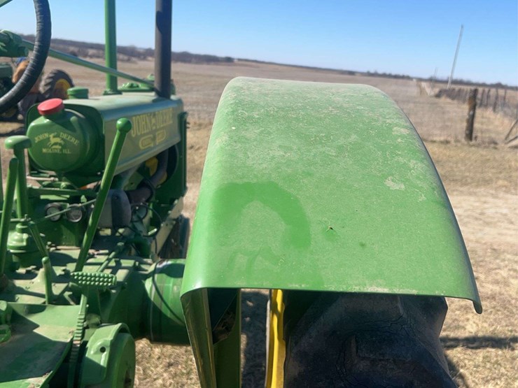 john-deere-model-b-image-42