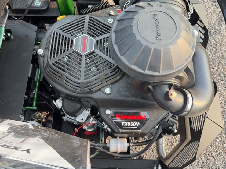 #3097-•-yakta-yxr-320-zero-turn-mower-image-11