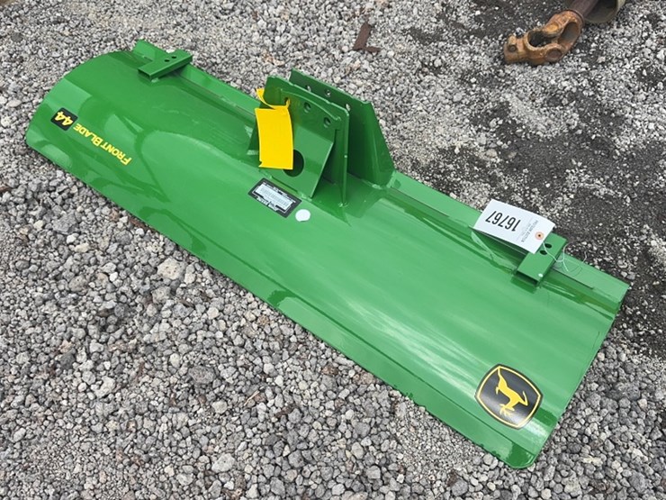 john-deere-44-image-2