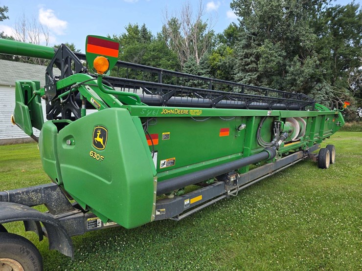 2013-john-deere-630f-image-5