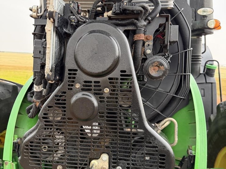 2012-john-deere-7230r-image-36