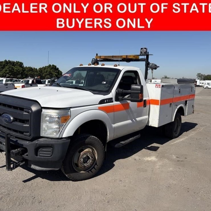 2014 FORD F350 XL