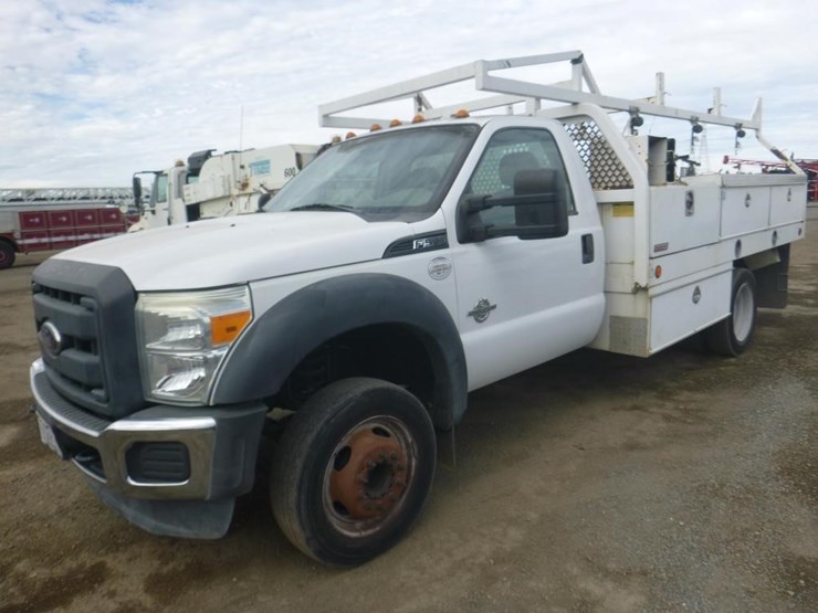 2015-ford-f550-image-1