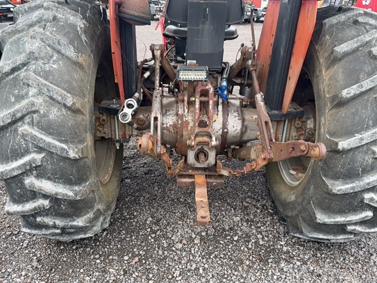 massey-ferguson-265-image-10