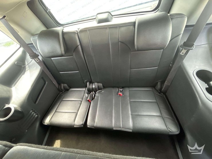 2015-chevrolet-tahoe-image-22