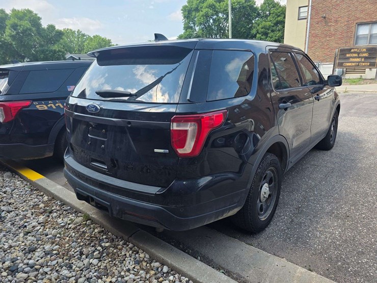 2018-ford-explorer-police-interceptor-image-9