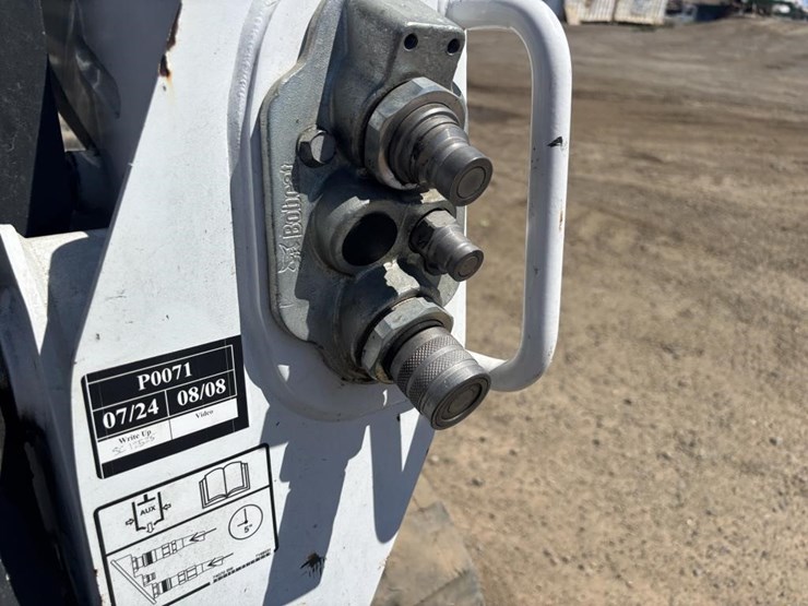 2019-bobcat-t595-image-15