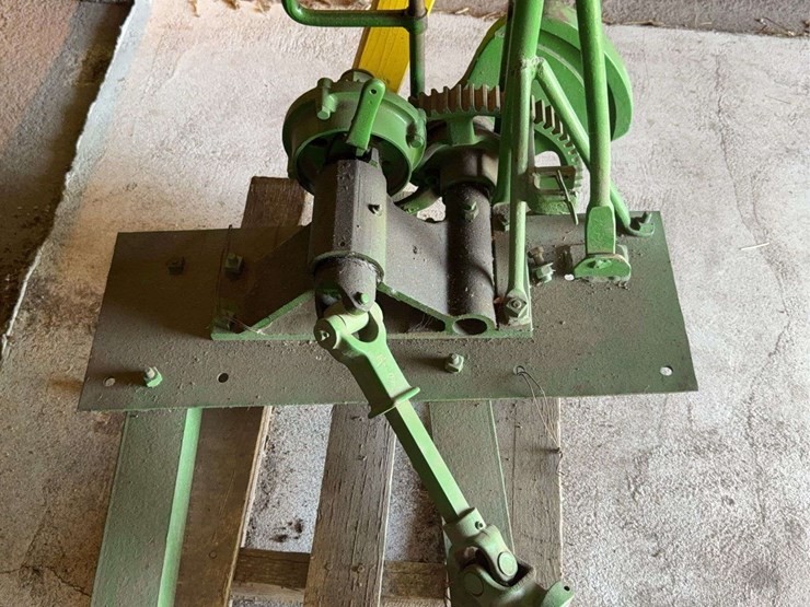 ottawa-540-pto-powered-saw-image-12
