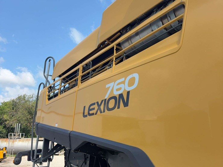2021-claas-lexion-760-image-44