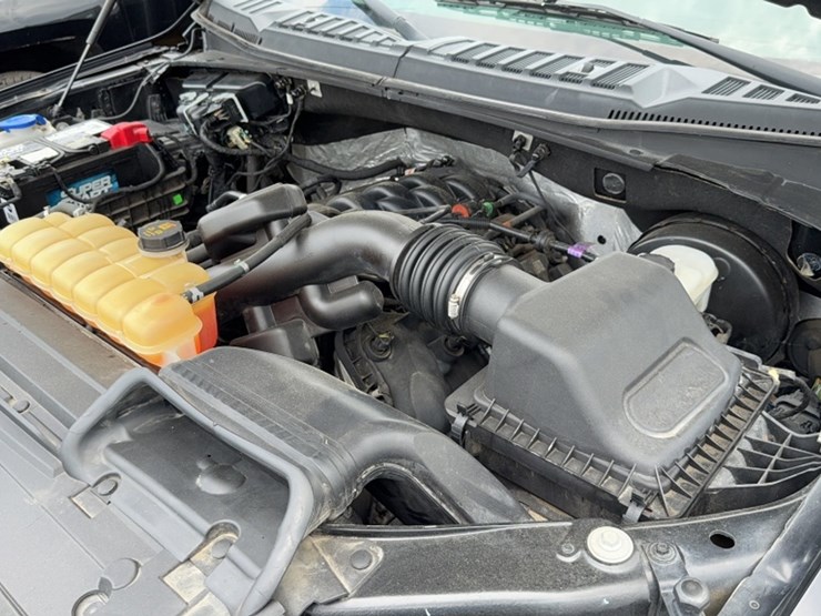 2018-ford-f150-image-23