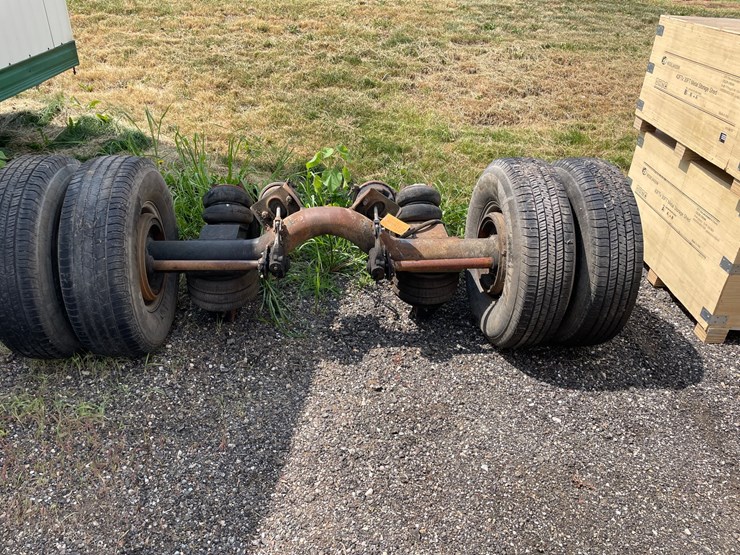 #4515-•-dump-truck-pusher-axle-image-2