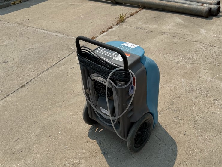 2023-dri-eaz-1200-standard-dehumidifier-18-gal-per-day-image-4