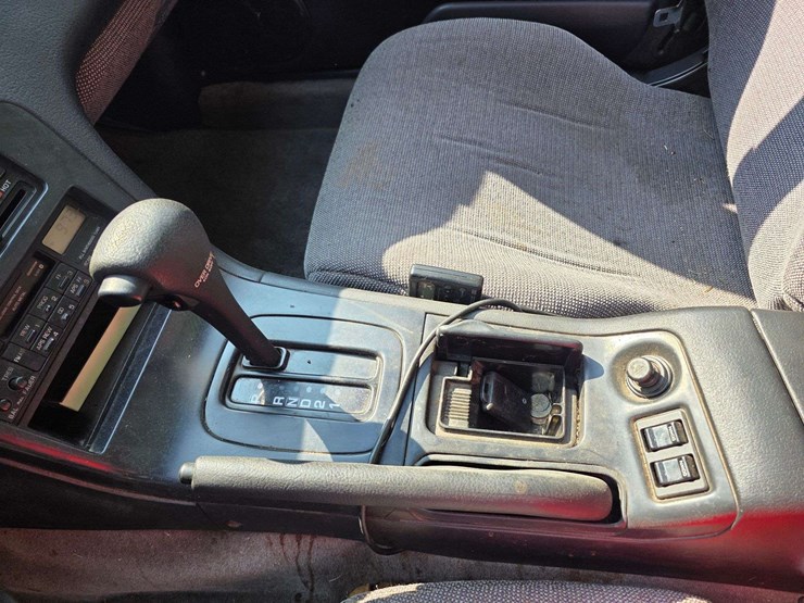 1992-nissan-sx-convertible,-78,858-miles,-per-seller:-new-plugs,-wires-and-oil-change-summer-of-’25,-image-44