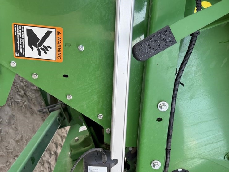 2020-john-deere-s790-image-43