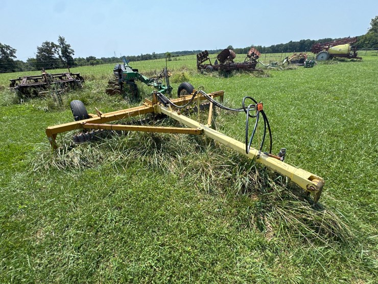 #2524-•-12ft-pull-type-field-cultivator-image-1