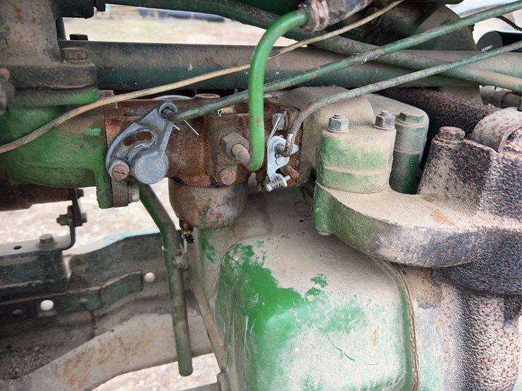 john-deere-70-image-49