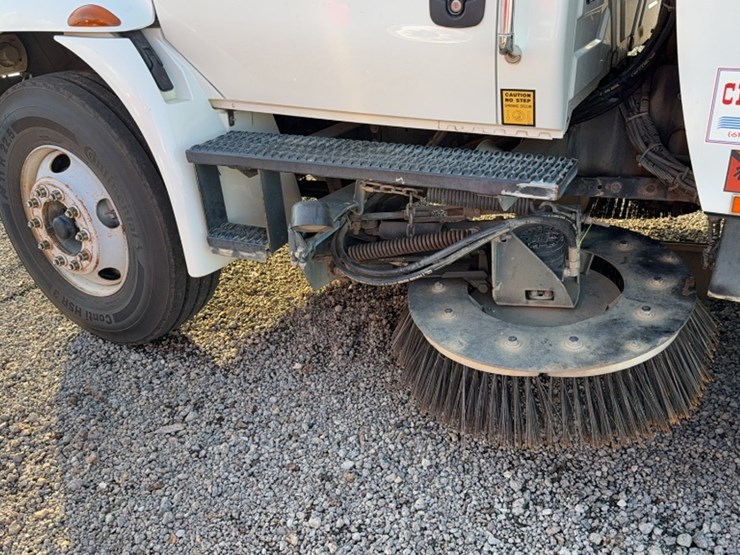 2007-international-durastar-4300-image-14