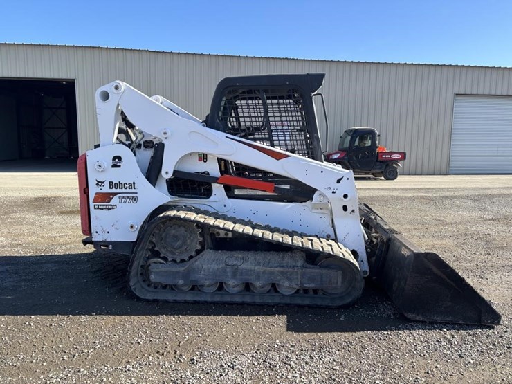 2019-bobcat-t770-image-7