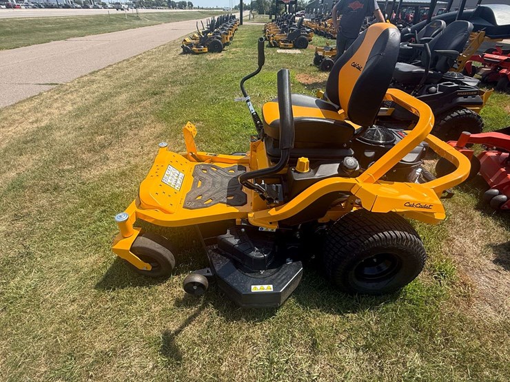 2025-cub-cadet-ultima-zt1-zero-turn-lawn-mower,-13-hours,-50”-deck,-kawasaki-23hp-engine-image-4