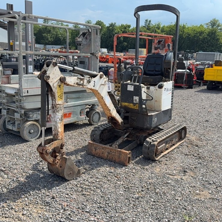 2018 BOBCAT E10